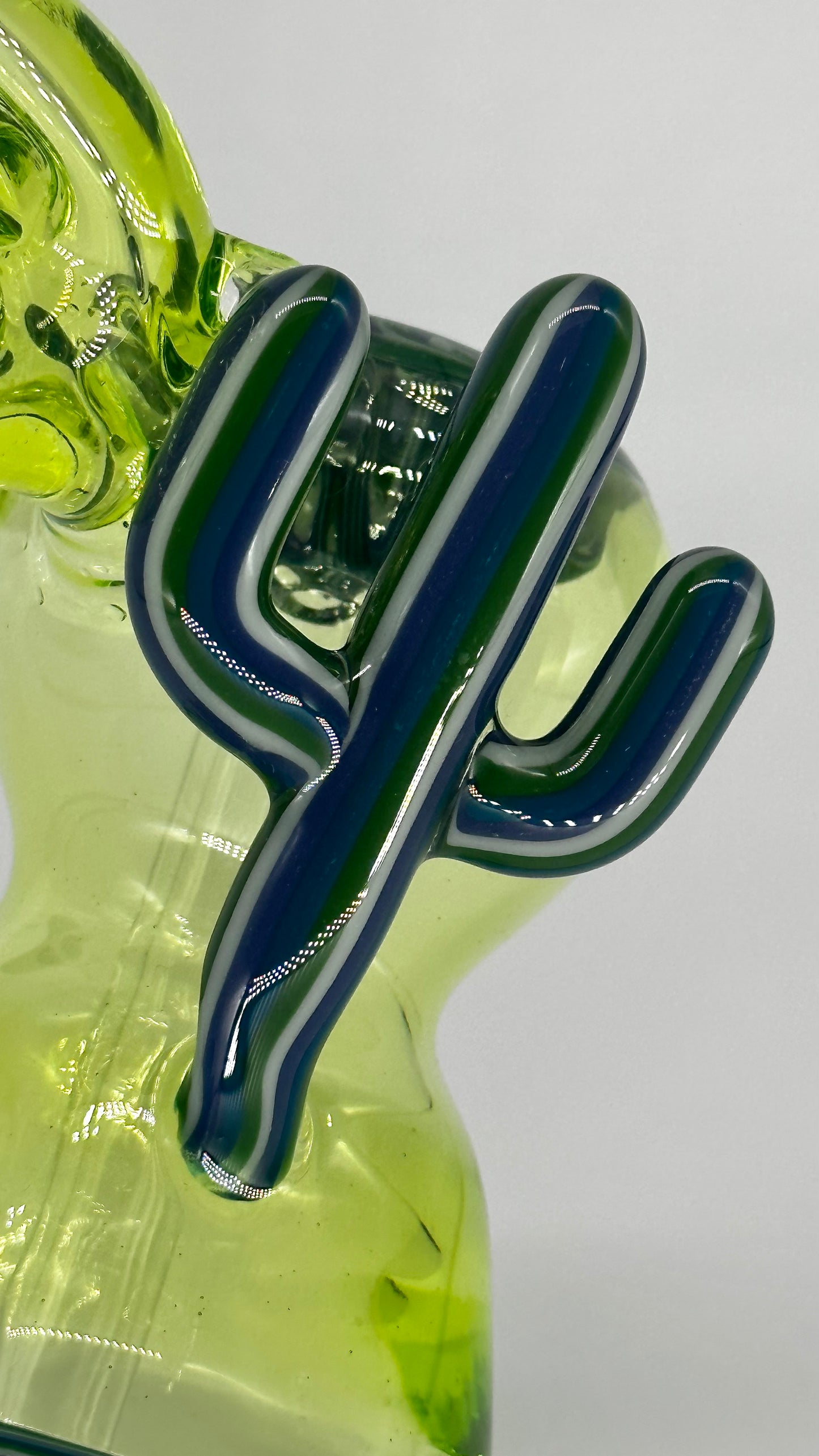 Outlaw Glass  Sublime Twisted Bubbler